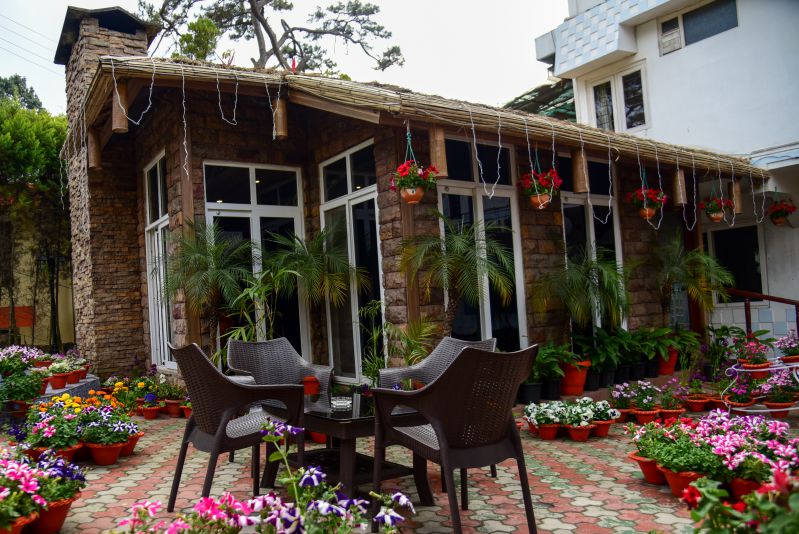Hotel Blueberry Inn Shillong Side Image 1