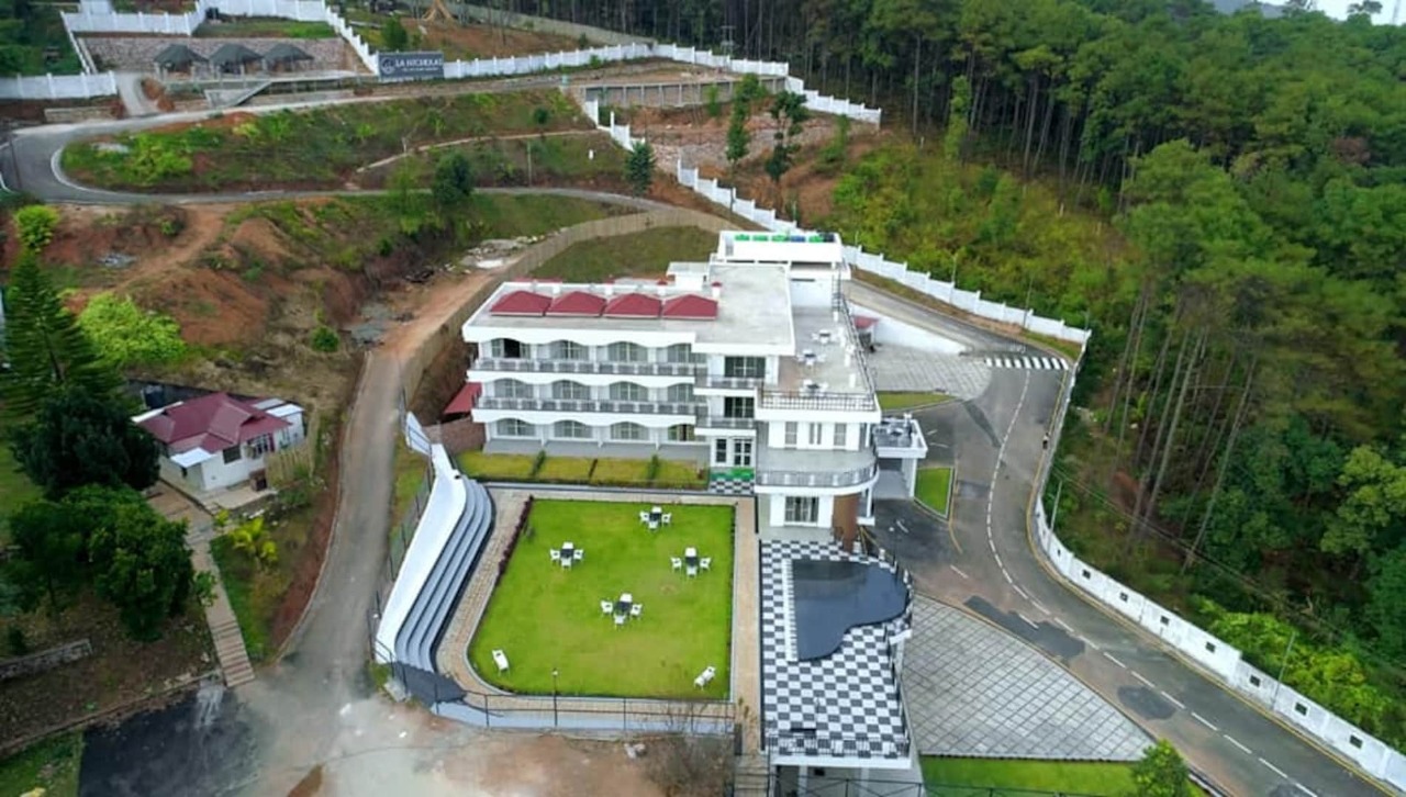 La Nicholas Dei Da Kine Resort Shillong Main Image