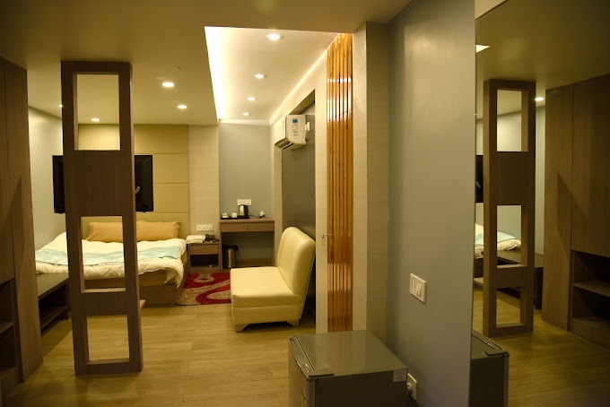 Mai Cottage Shillong Side Image 1