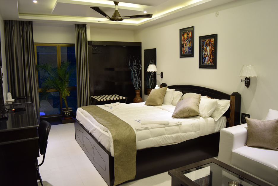 Sapphire Hotel Shillong Side Image 1